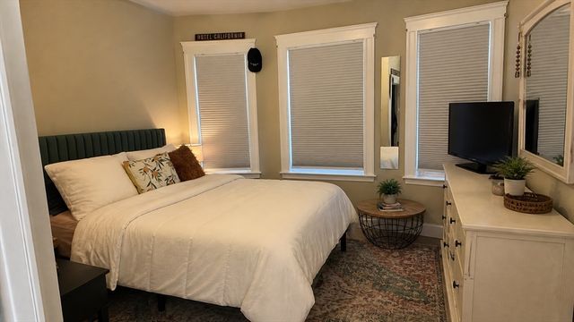 113-115 Hillsdale Rd 113, Somerville, MA 02144