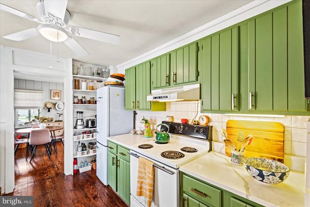 1109 BANCROFT AVE, Colonial Beach, VA 22443