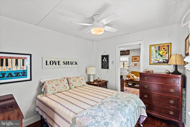 1109 BANCROFT AVE, Colonial Beach, VA 22443