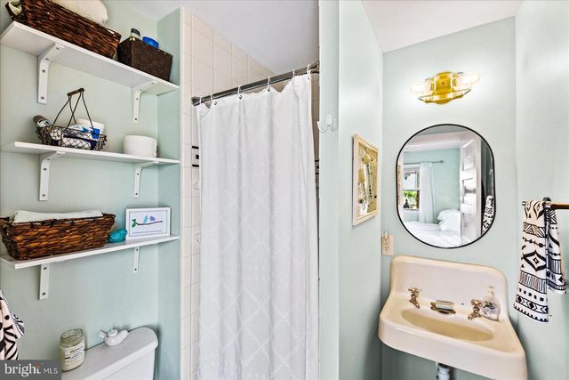 1109 BANCROFT AVE, Colonial Beach, VA 22443