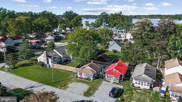 1109 BANCROFT AVE, Colonial Beach, VA 22443