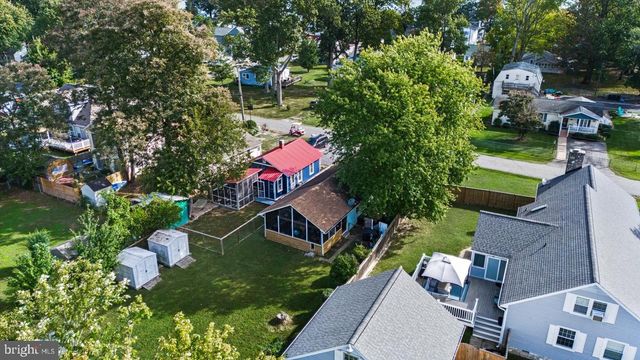 1109 BANCROFT AVE, Colonial Beach, VA 22443