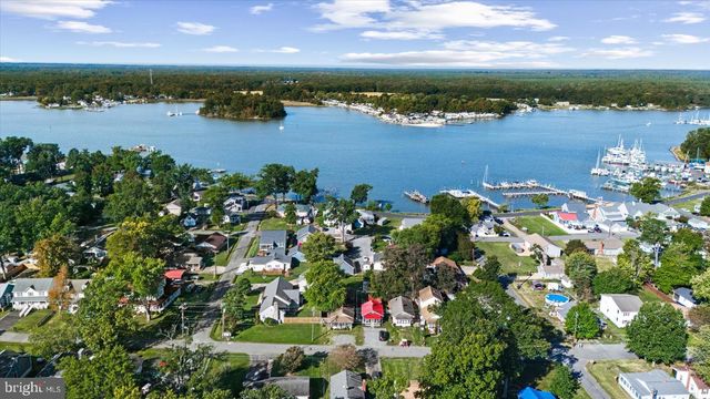 1109 BANCROFT AVE, Colonial Beach, VA 22443