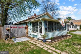 1109 BANCROFT AVE, Colonial Beach, VA 22443