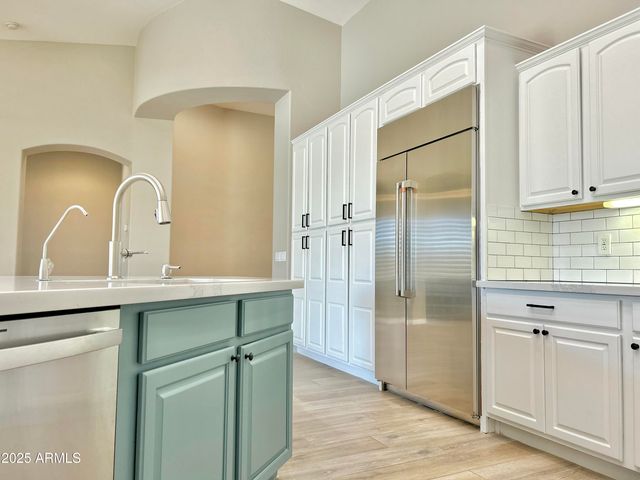 863 W Bluebird Drive, Chandler, AZ 85286