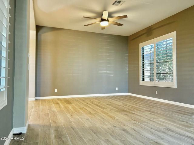 863 W Bluebird Drive, Chandler, AZ 85286