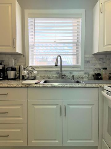 200 Sheffield I, West Palm Beach, FL 33417