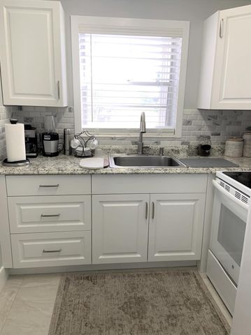 200 Sheffield I, West Palm Beach, FL 33417