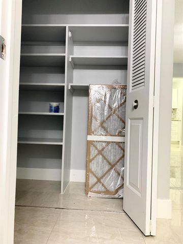 200 Sheffield I, West Palm Beach, FL 33417