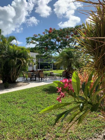 200 Sheffield I, West Palm Beach, FL 33417