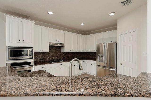 131 N Linton Ridge Circle, The Woodlands, TX 77382