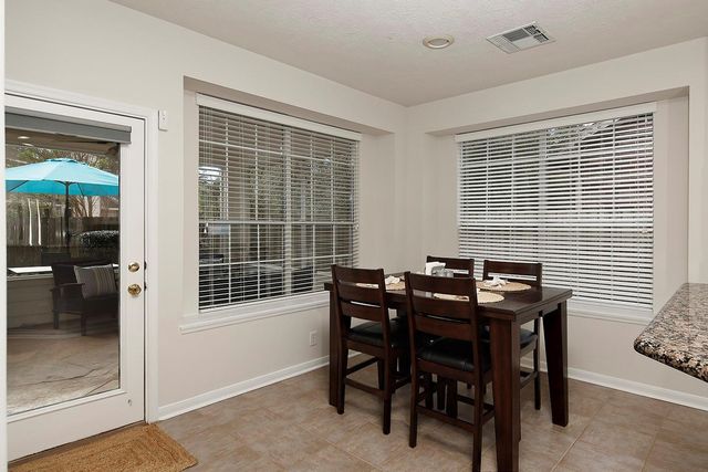 131 N Linton Ridge Circle, The Woodlands, TX 77382