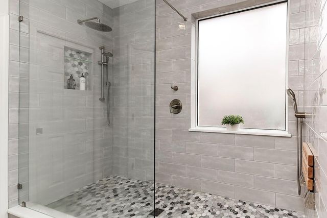 131 N Linton Ridge Circle, The Woodlands, TX 77382