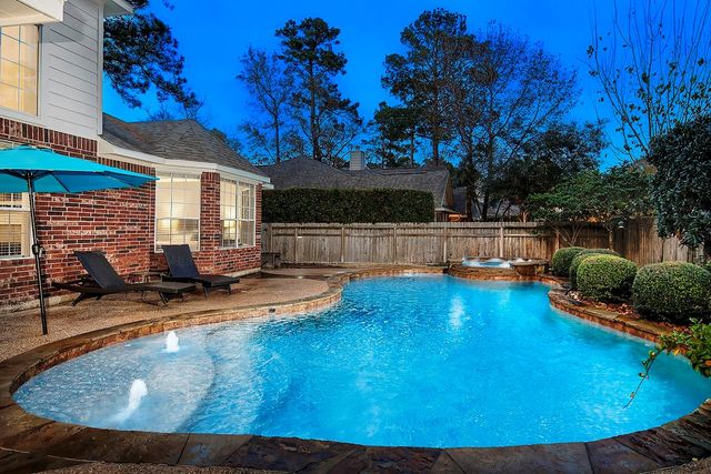 131 N Linton Ridge Circle, The Woodlands, TX 77382