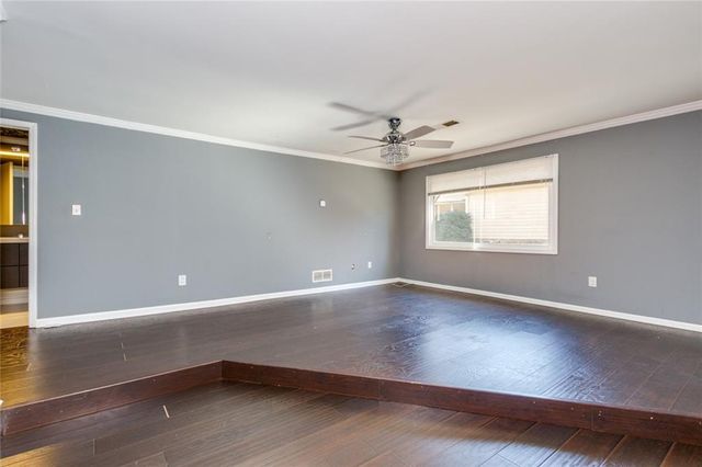 1050 Terramont Drive, Roswell, GA 30076