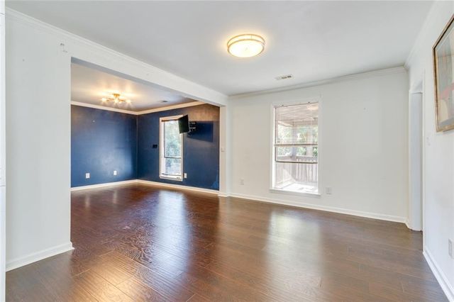 1050 Terramont Drive, Roswell, GA 30076