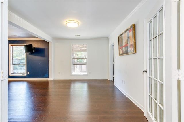 1050 Terramont Drive, Roswell, GA 30076