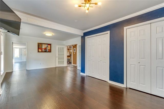 1050 Terramont Drive, Roswell, GA 30076