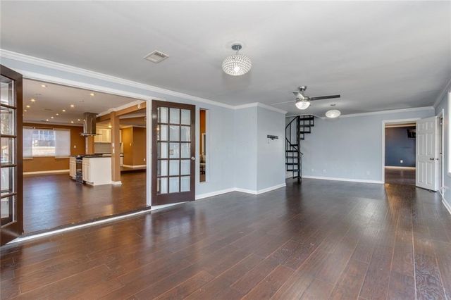 1050 Terramont Drive, Roswell, GA 30076