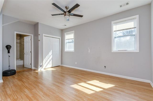 1050 Terramont Drive, Roswell, GA 30076