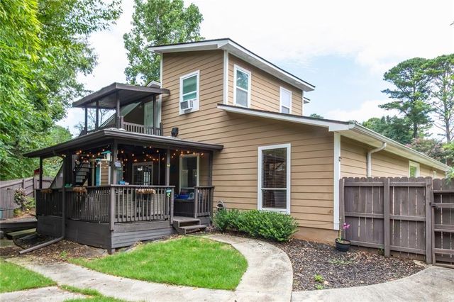 1050 Terramont Drive, Roswell, GA 30076