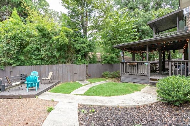 1050 Terramont Drive, Roswell, GA 30076