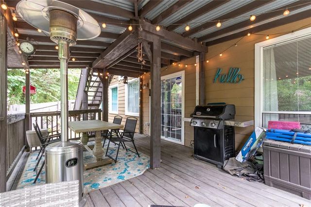 1050 Terramont Drive, Roswell, GA 30076