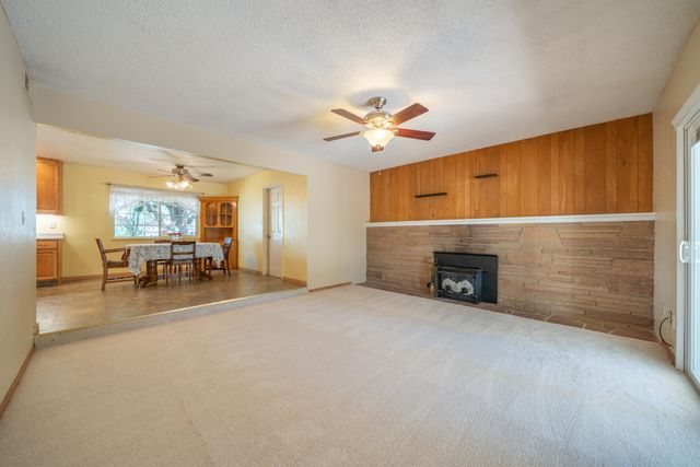 6908 Riata Drive, Redding, CA 96002