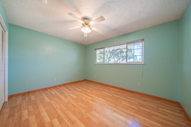 6908 Riata Drive, Redding, CA 96002