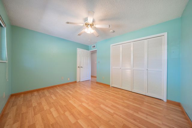 6908 Riata Drive, Redding, CA 96002