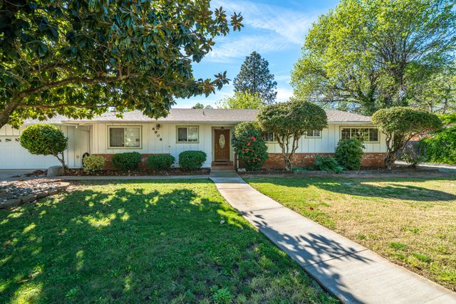 6908 Riata Drive, Redding, CA 96002