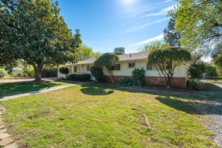 6908 Riata Drive, Redding, CA 96002