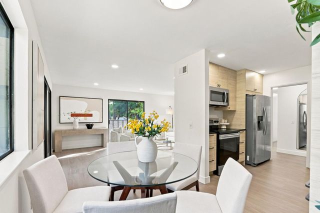 777 San Antonio Road 78, Palo Alto, CA 94303