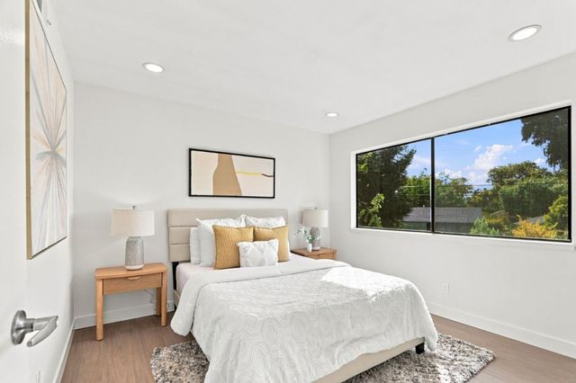777 San Antonio Road 78, Palo Alto, CA 94303