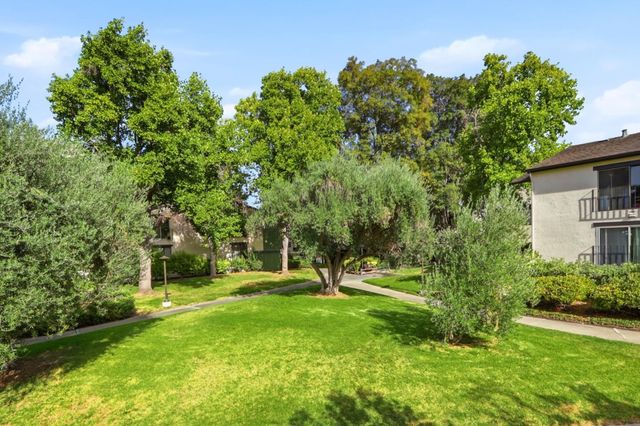 777 San Antonio Road 78, Palo Alto, CA 94303