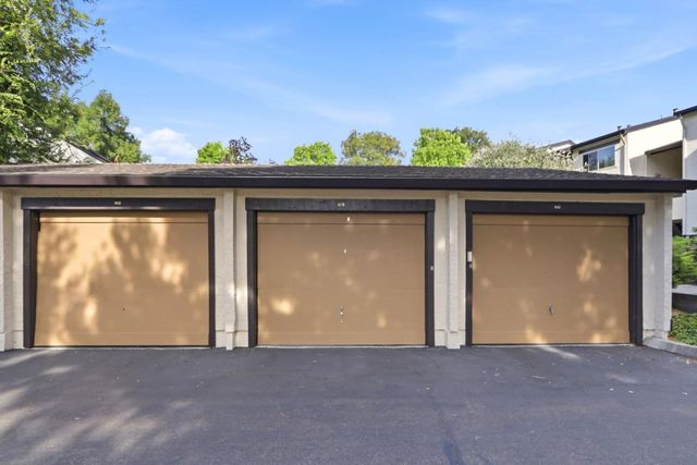 777 San Antonio Road 78, Palo Alto, CA 94303