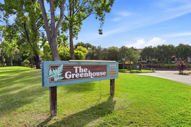 777 San Antonio Road 78, Palo Alto, CA 94303