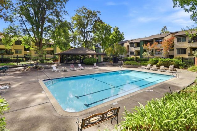 777 San Antonio Road 78, Palo Alto, CA 94303