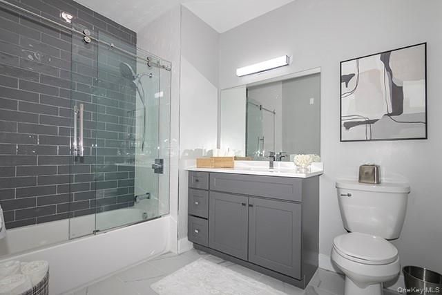 75 Circle Drive 90-106, Central Islip, NY 11722