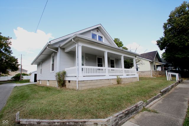 56 Central Avenue, Franklin, IN 46131