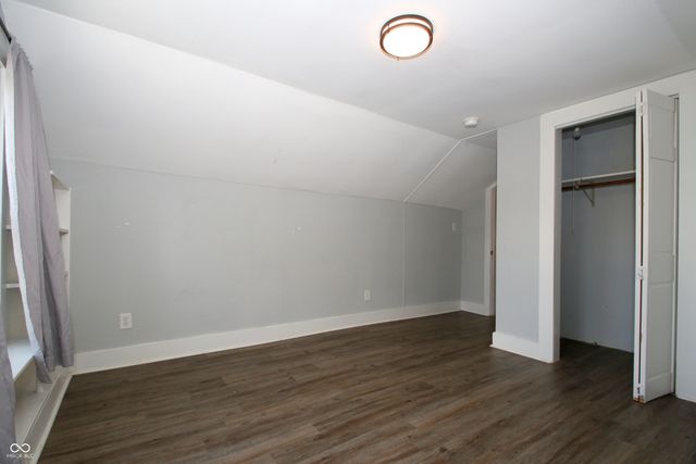 56 Central Avenue, Franklin, IN 46131