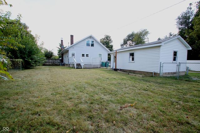 56 Central Avenue, Franklin, IN 46131