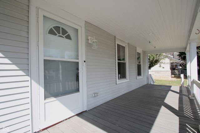 56 Central Avenue, Franklin, IN 46131