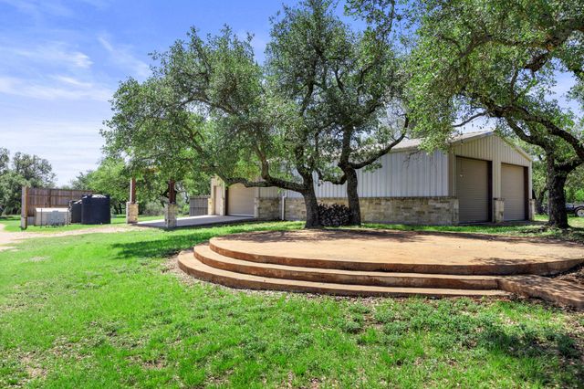 297 Kylie Rae CT, Round Mountain, TX 78663