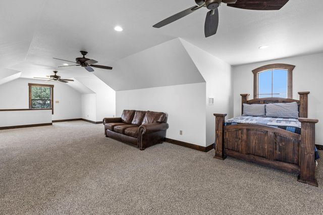 297 Kylie Rae CT, Round Mountain, TX 78663