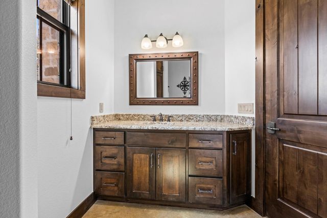 297 Kylie Rae CT, Round Mountain, TX 78663