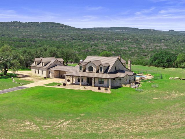 297 Kylie Rae CT, Round Mountain, TX 78663