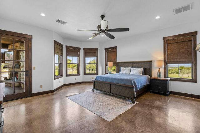 297 Kylie Rae CT, Round Mountain, TX 78663