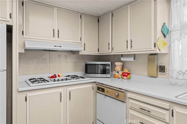 21470 Memory, Perris, CA 92570