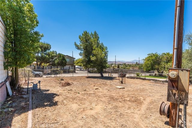21470 Memory, Perris, CA 92570